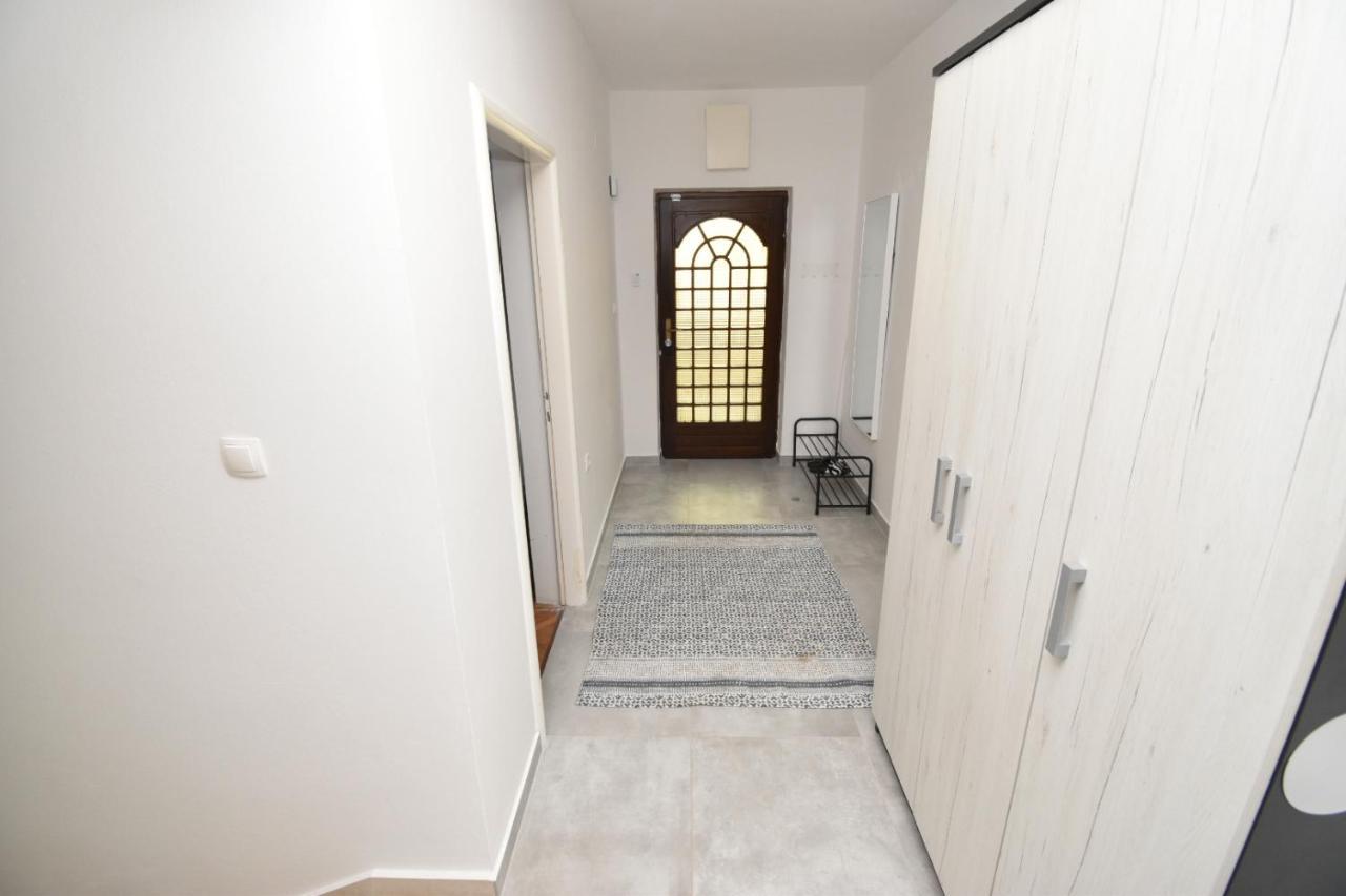 شقة Helena House بيبينيا المظهر الخارجي الصورة