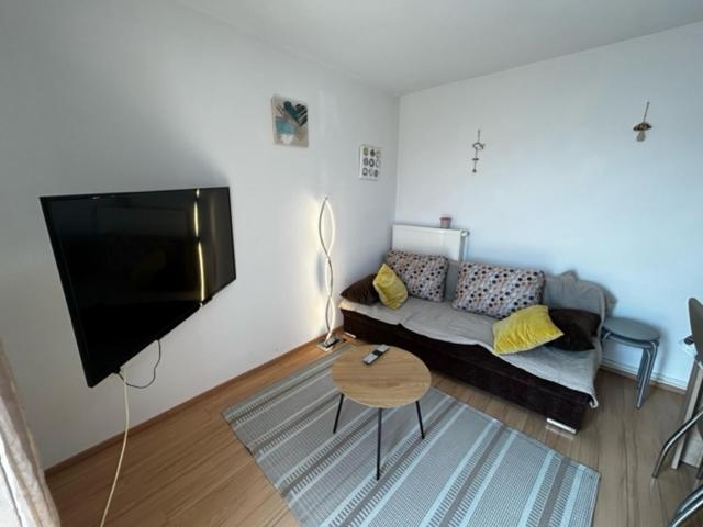شقة Helena House بيبينيا المظهر الخارجي الصورة
